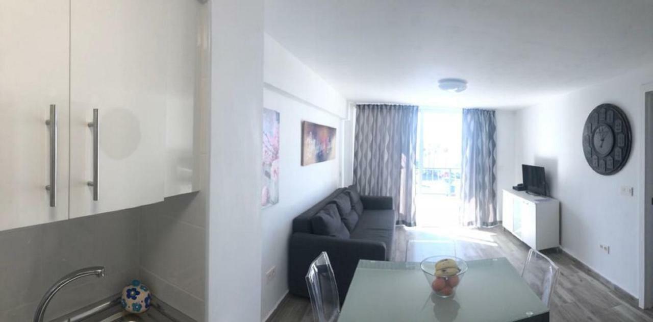 شقة Sea View Coronel Modern & Sunny أرونا المظهر الخارجي الصورة